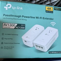 TP-Link Powerline WiFi Extender TL-WPA8631P KIT