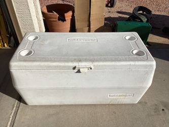 Ice Chest Cooler