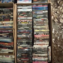 LOT OF 400 DVDS