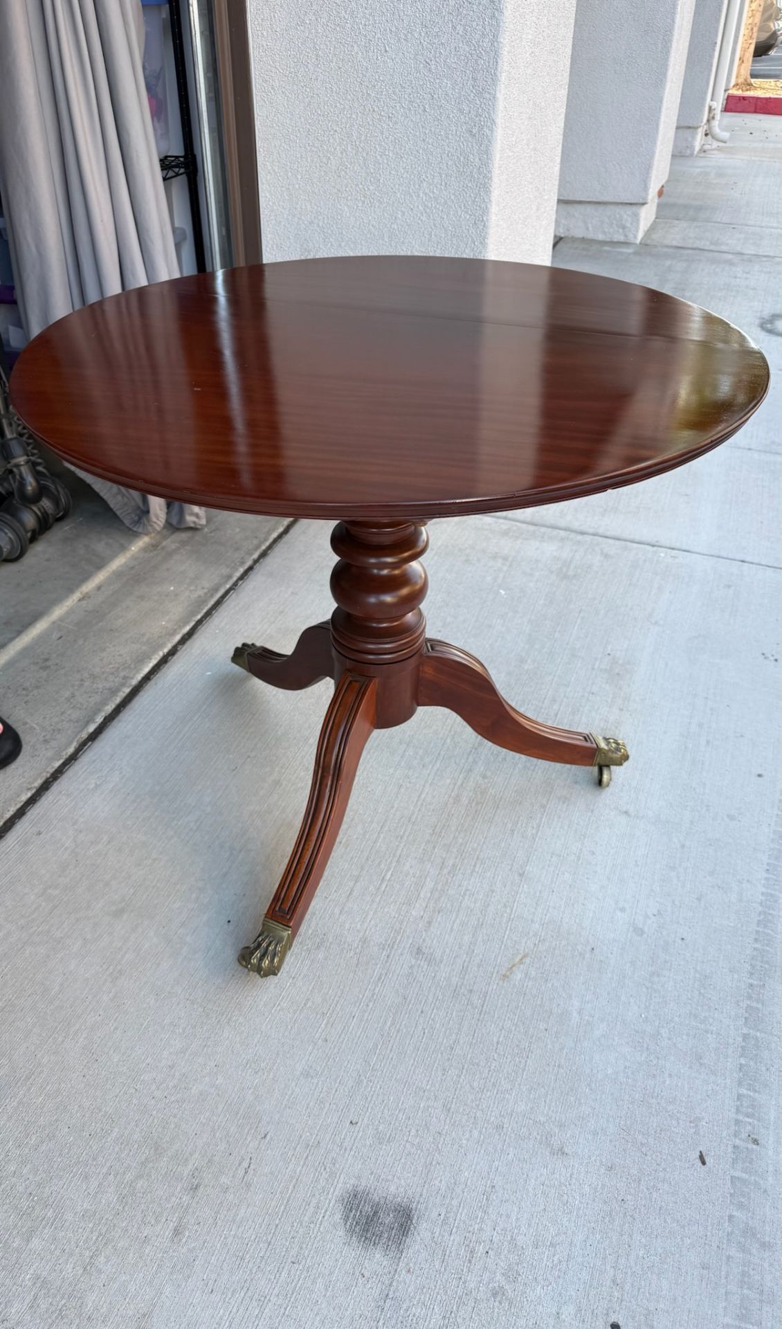 Antique Tilt Top Pie Table Mahogany