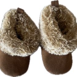 BABY FAUX FUR BOOTS (BROWN)  (3-6 month) #A111