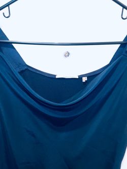 Tahari sleeveless blouse
