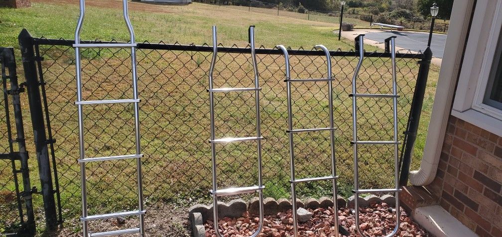 Aluminum Ladders