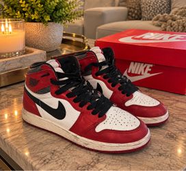 Women’s Air Jordan 1 Lost and Founds