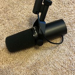 Shure SM7B