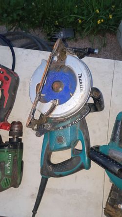 Makita 5477NB 7-1/4" Hypoid Circular Saw