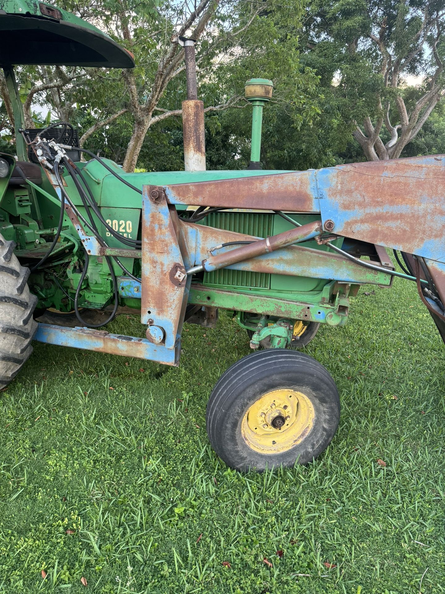 Tractor Jon Deere
