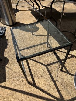 Side table glass and metal