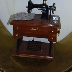 Mini Sewing Machine Music Box