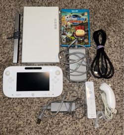 WHITE NINTENDO WII U CONSOLE WITH VIDEO GAME, GAMEPAD & CONTROLLER