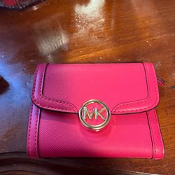 Like new Michael kors small wallet