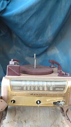 Record player for car