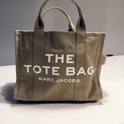 Marc Jacob’s Canvas Tote Bag