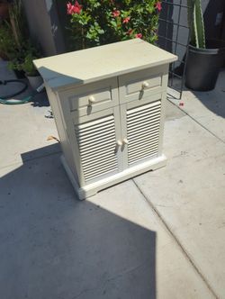 Pier 1 Inpor Distress Ascent Cabinet