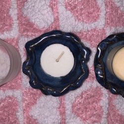 3 Tealight Candle Holders & 2 Tealight Candles 