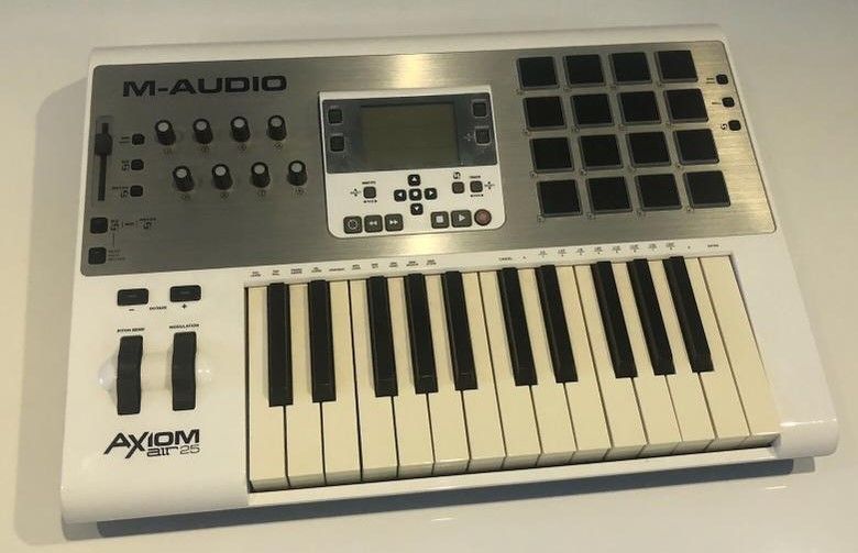 MAudio Axiom Air 25 Key MIDI Controller for Sale in Aventura, FL OfferUp