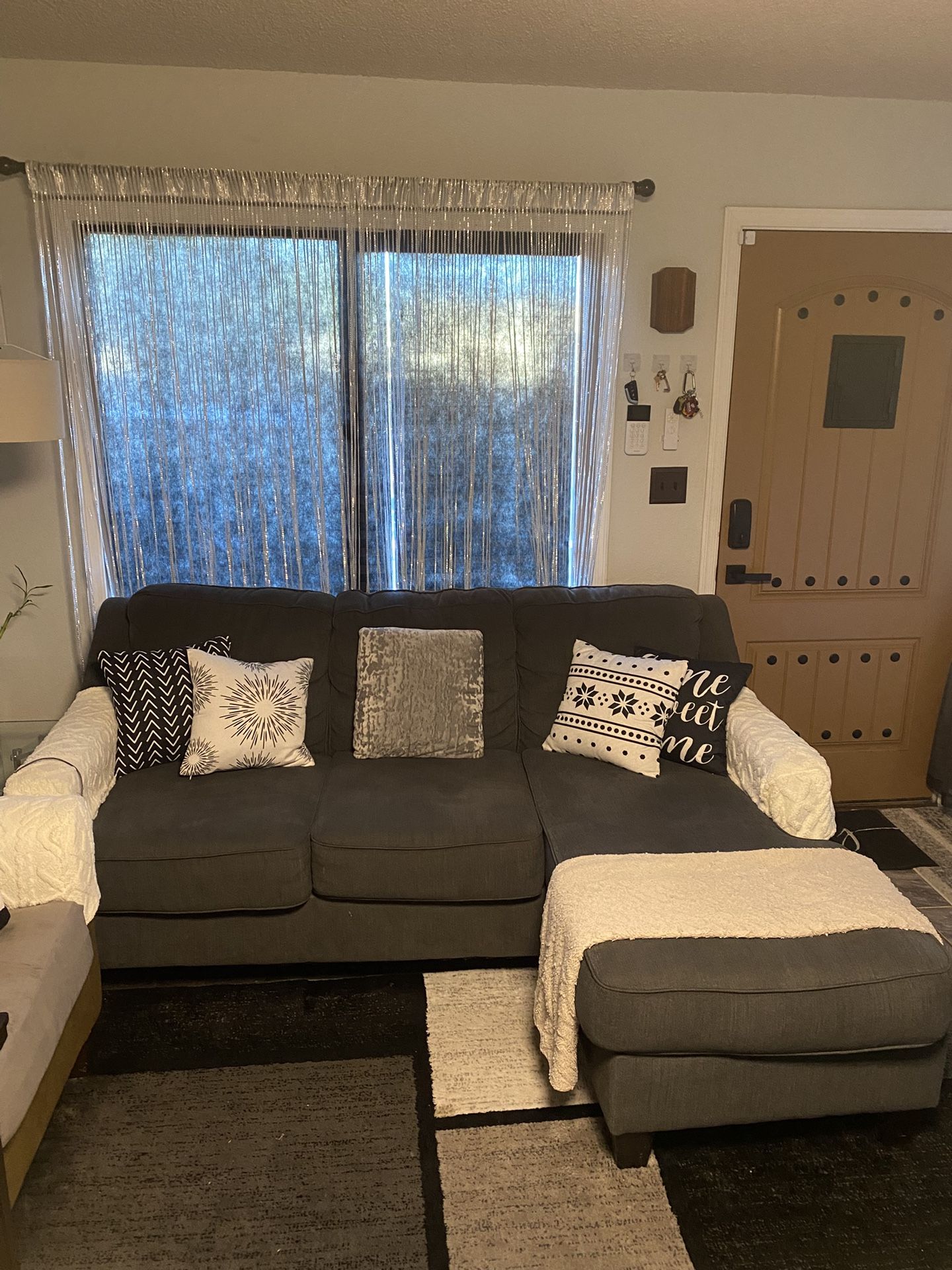 Couch With Lounge 
