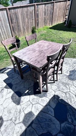 Dining set