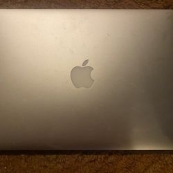 MacBook Air 2017 13” Like New