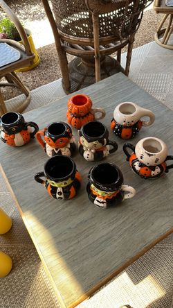Johanna Parker Halloween mugs
