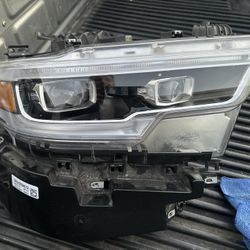 2019-2024 Ram 1500 Right Headlight