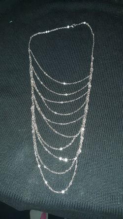 Silver tone necklace