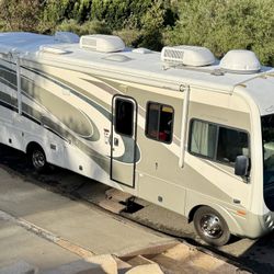 2006 Fleetwood Southwind 32V