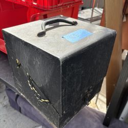 Working Cube Tool Box Filled With Chains & Rope Swings