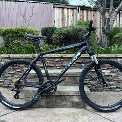 Specialized Hardrock Pro Disc Bike