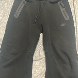 Black Nike Tech Pants Medium 