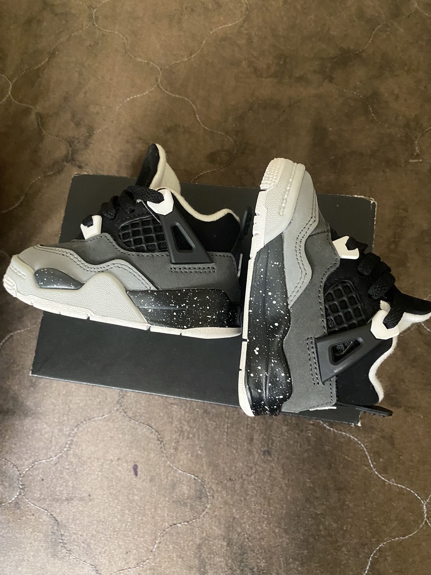 Brand New Jordan 4 Retro Size 4c Infants