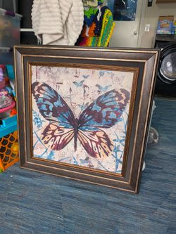 Pretty butterfly artwork with back hanger 31in wide 33in tall good condition