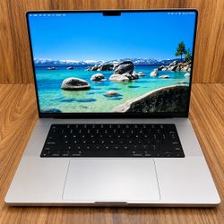 Apple MacBook Pro 16” M1 Pro – 16GB / 512GB – Silver – Like New