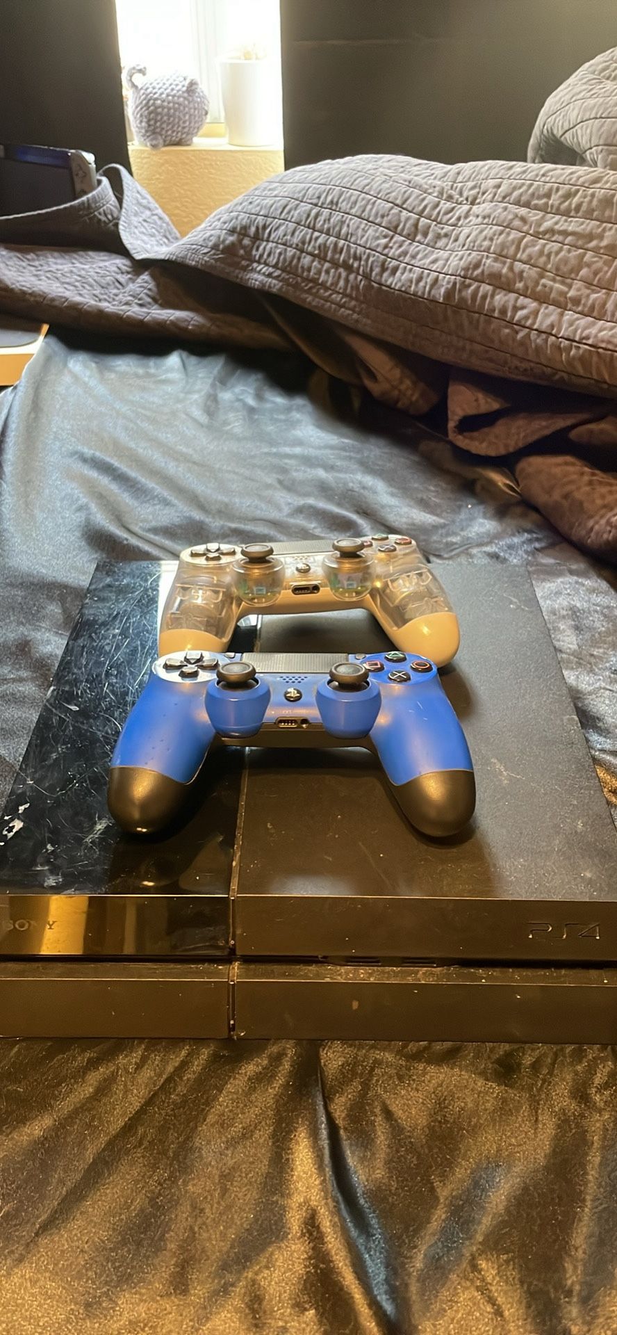 PS4 With 2 Controllers