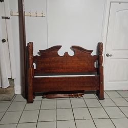 Queen 4 Post Head And Foot Board Set