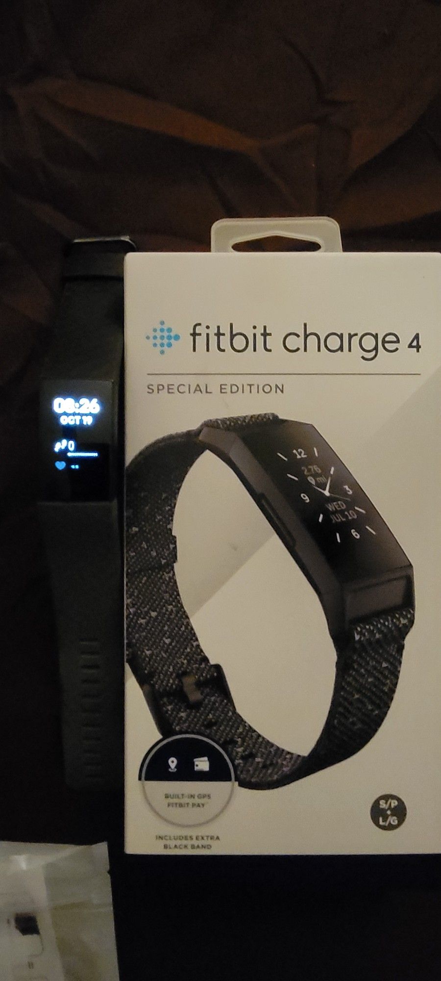 Like New Charge 4 Fitbit. 5 Watch Bands Orig Box