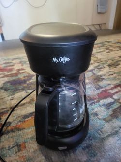 Lightly Used Black Mr Coffee Coffee Pot! 