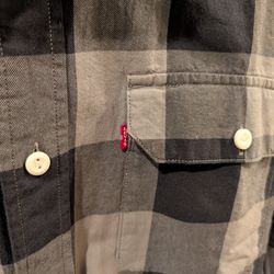 Levi’s Men’s Bundle - Trucker Jacket & 2 Button-Downs (XL)