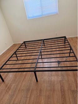 King size metal frame 14” tall