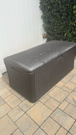 Outdoor Storage Bin