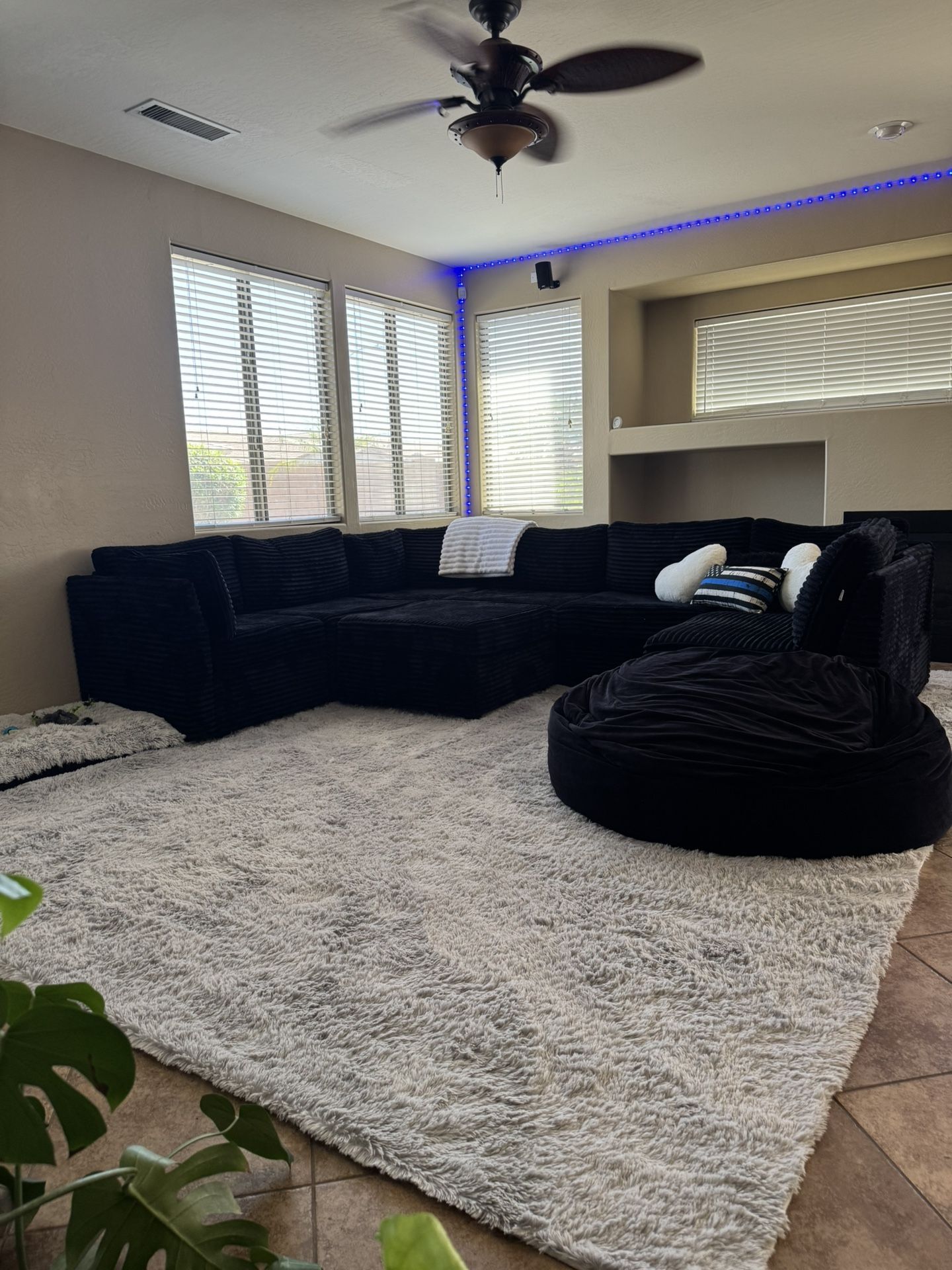 Sectional Sofa Couch