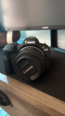 Canon EOS Mirrorless Camera with Lens