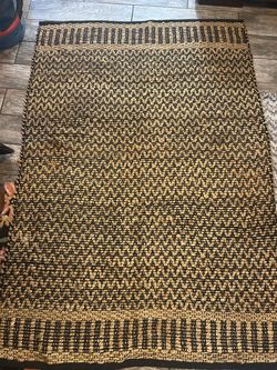 Decor rustic carpet 4 feet wide 67 in long