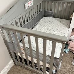 Grey Baby Crib With Mattress 