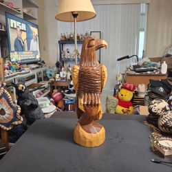 Hand-carved Silid Wood Bald Eagle Sculpture USA National Bird - Perfect Mixture Of Dark & Light Wood 15" Tall
