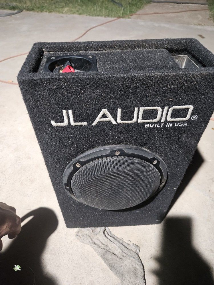 JL AUDIO SUB