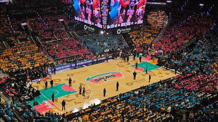Spurs Tix