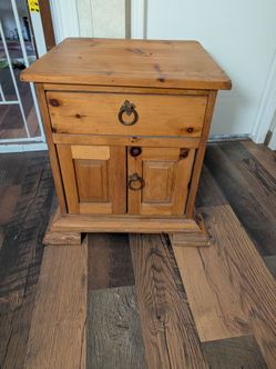 Rustic Pine Wood Nightstand with Drawer and Cabinet