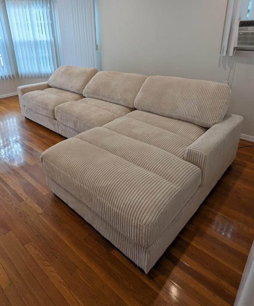 New 3 Piece Modular Sectional Sofa Couch! Extremely Comfortable! Free Delivery 🚚!