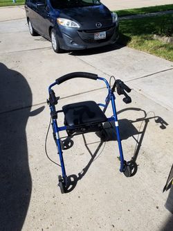 Rollator walker Blue 250 lb. Capacity